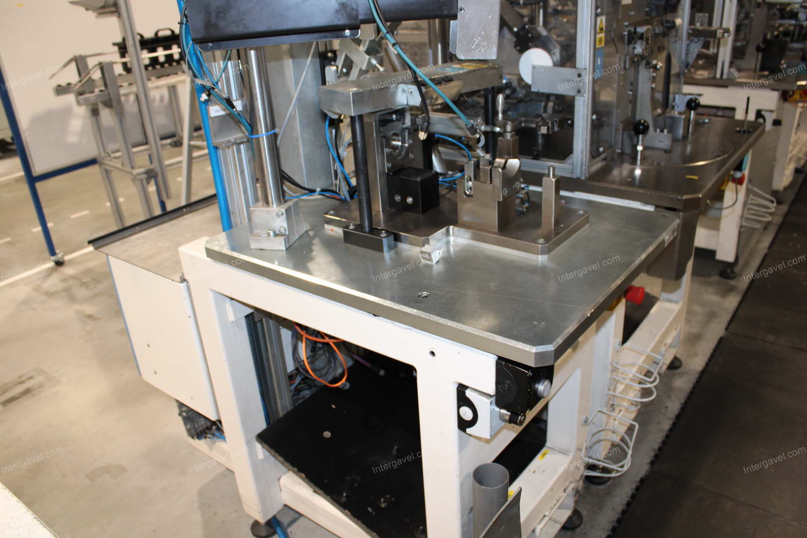 Szerelő munkahely 6