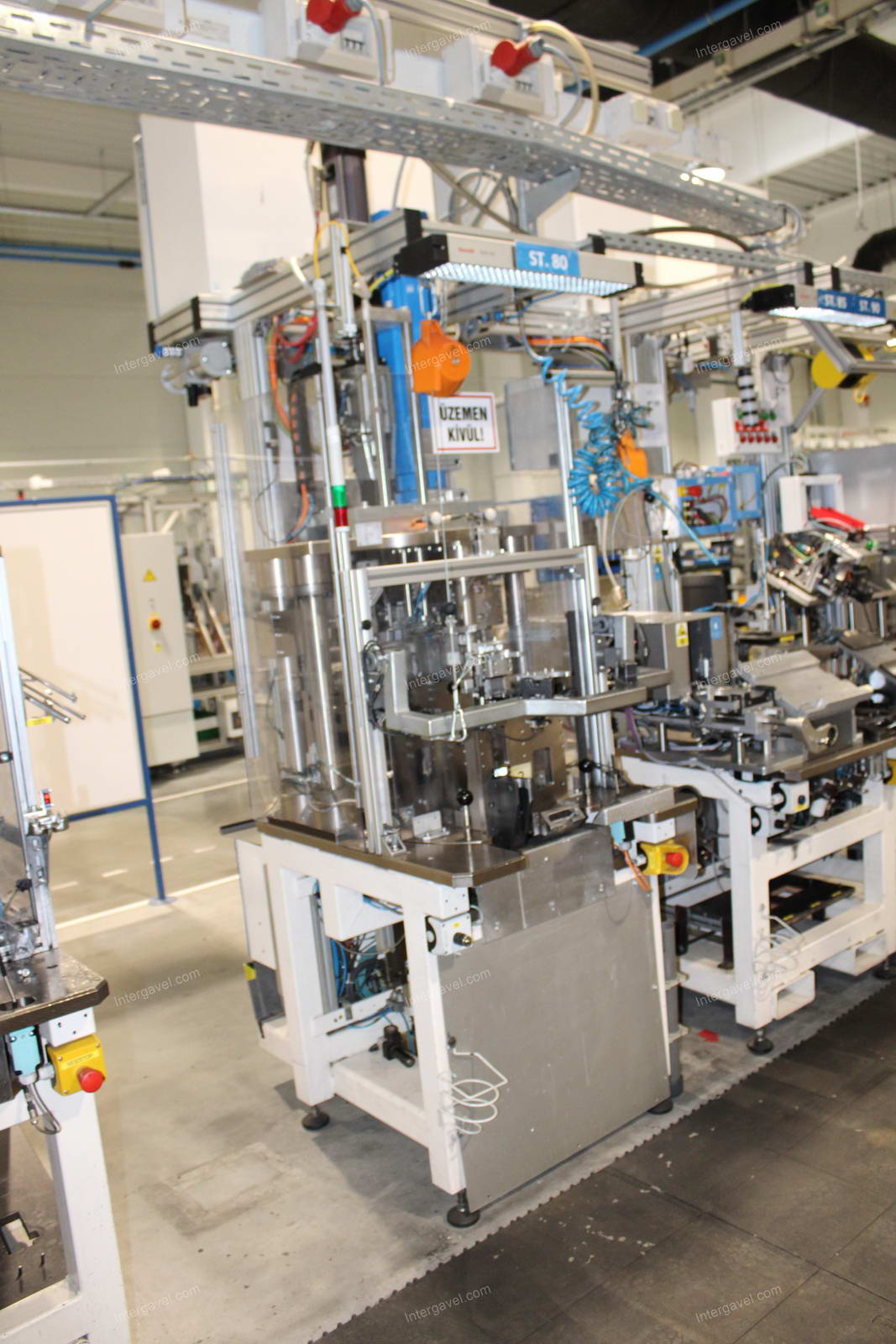 Szerelő munkahely 3