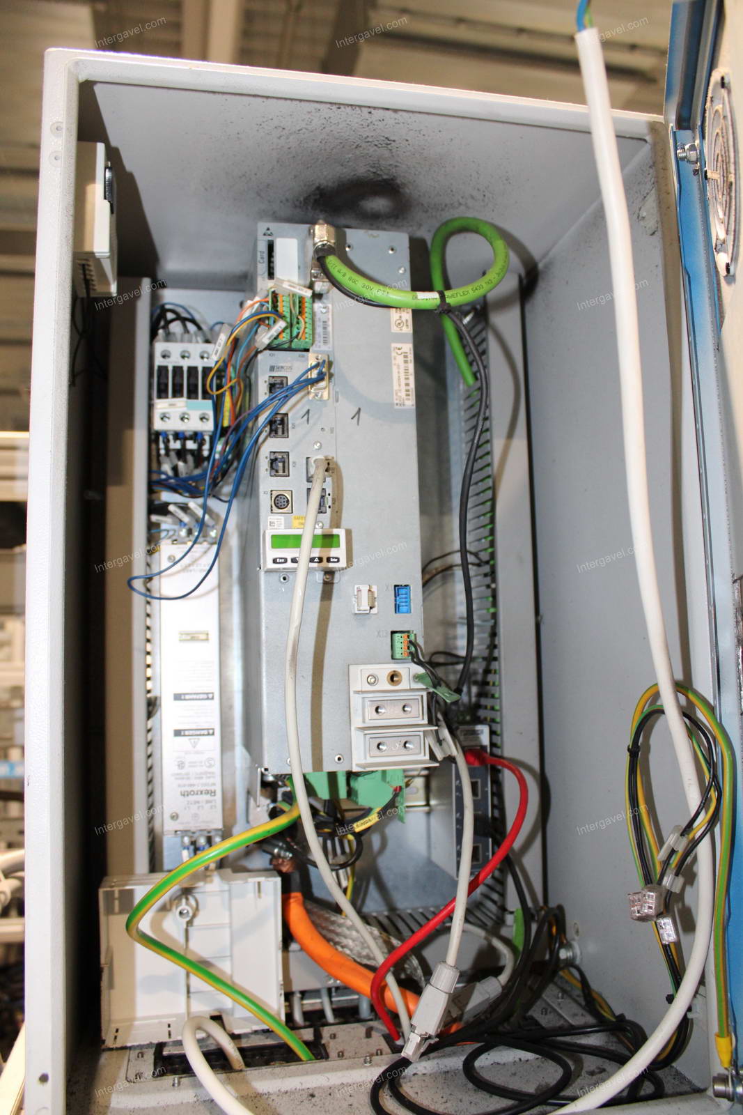 Szerelő munkahely 18