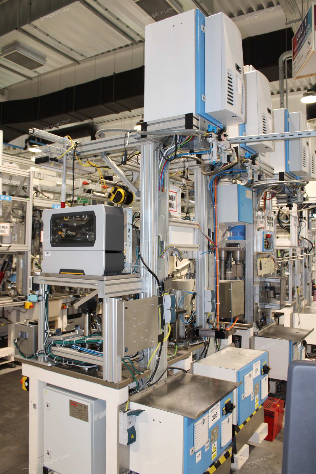 Szerelő munkahely 4