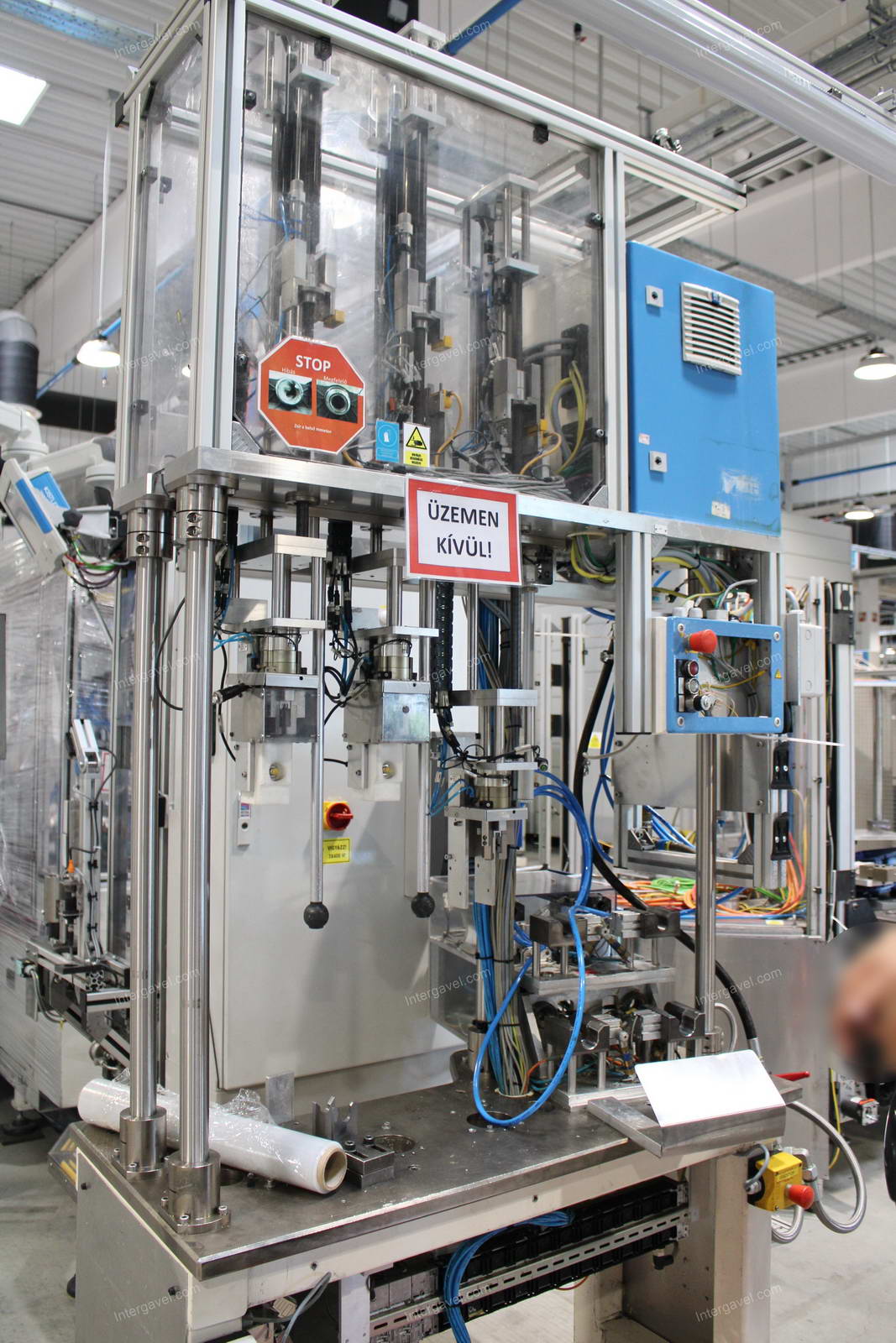 Szerelő munkahely 3