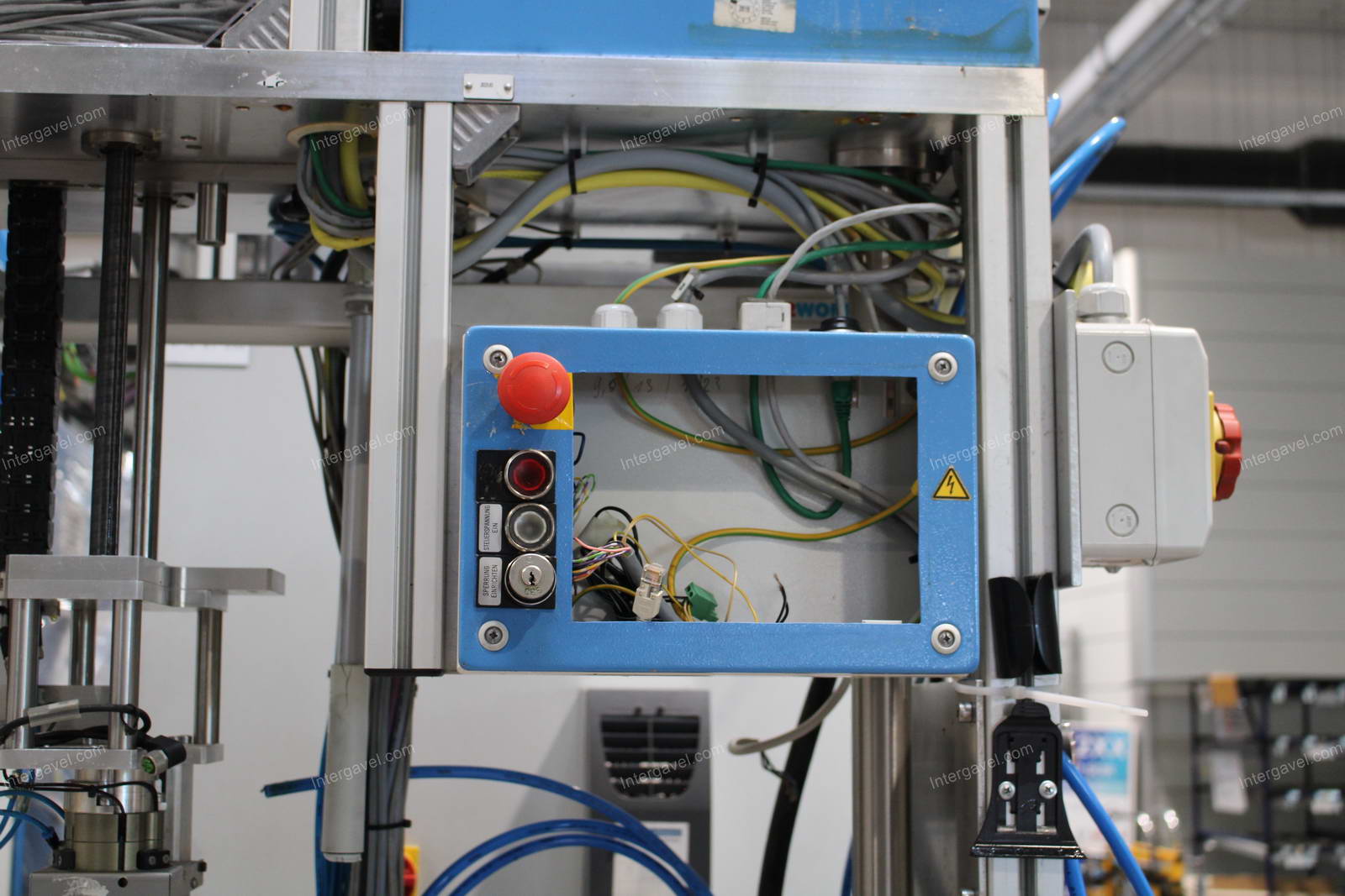 Szerelő munkahely 6