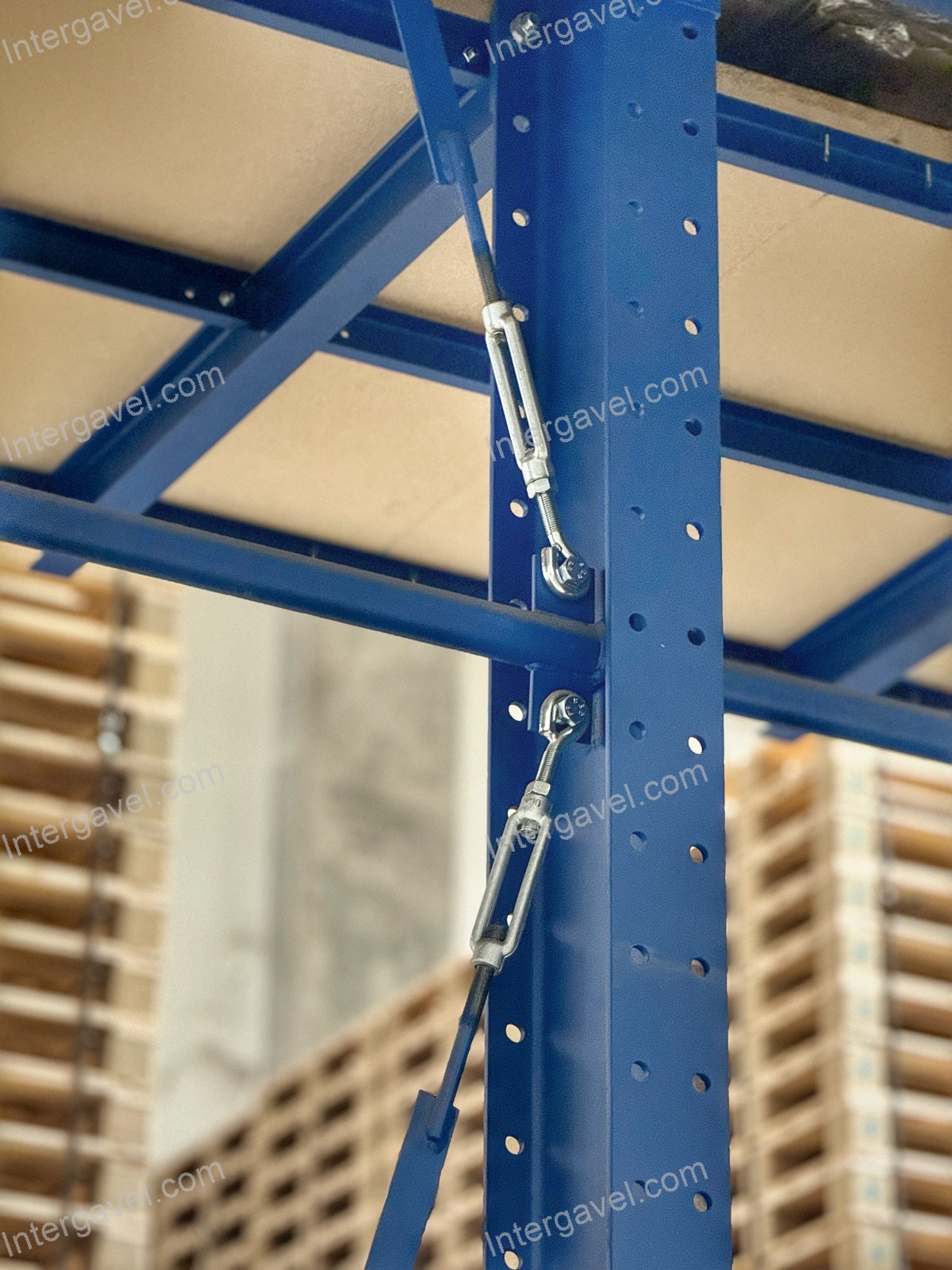 Kétoldalas karos állvány csavarkötéses karokkal 8