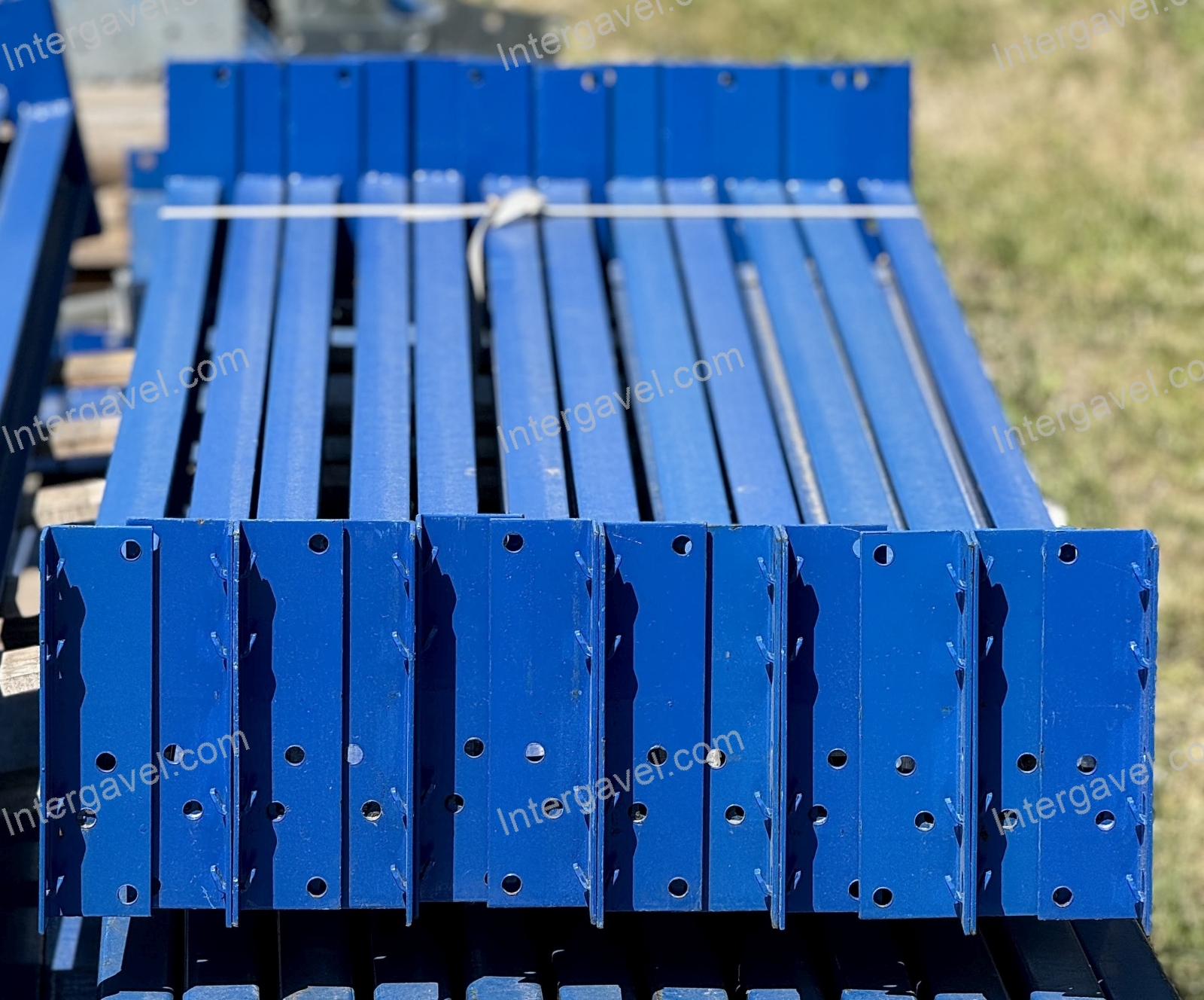 Gerenda SSI "I" 3600 festett RAL 5010 sötétkék  3