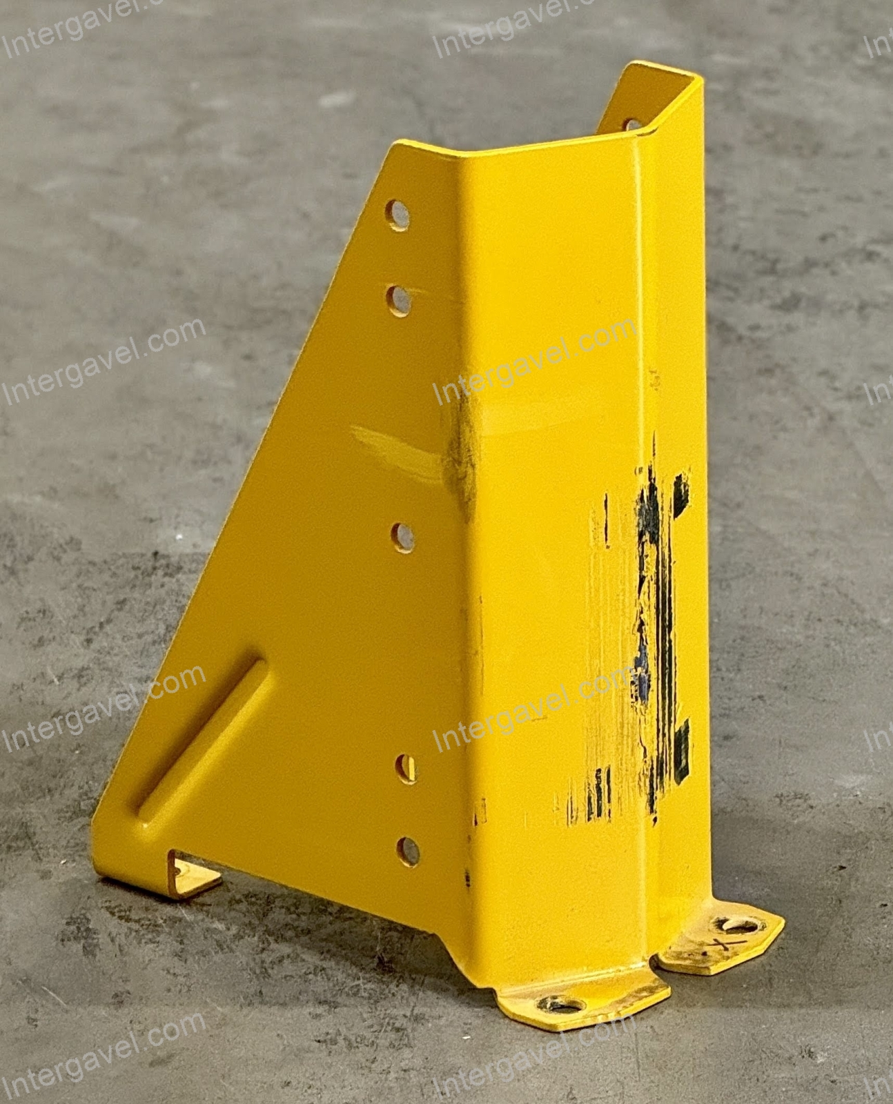 Oszlopvédő festett sárga  2