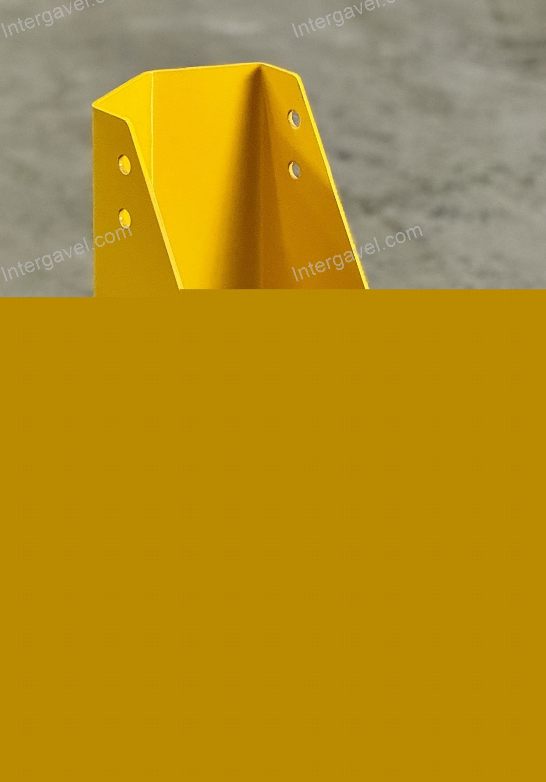 Oszlopvédő festett sárga  4