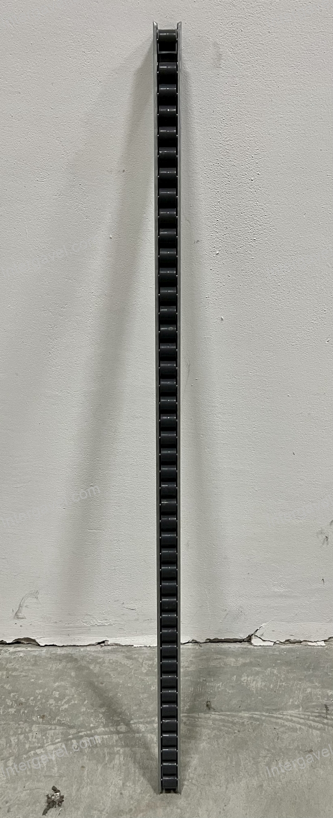 Görgős léc - fekete 2