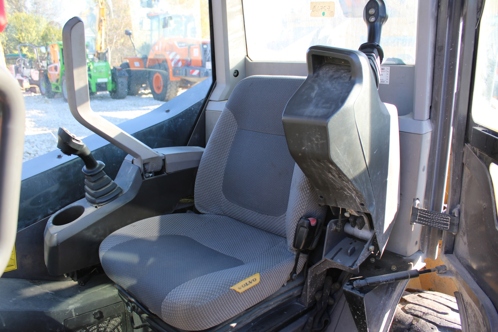 Volvo MC 115C csúszókerekes homlokrakodó 13