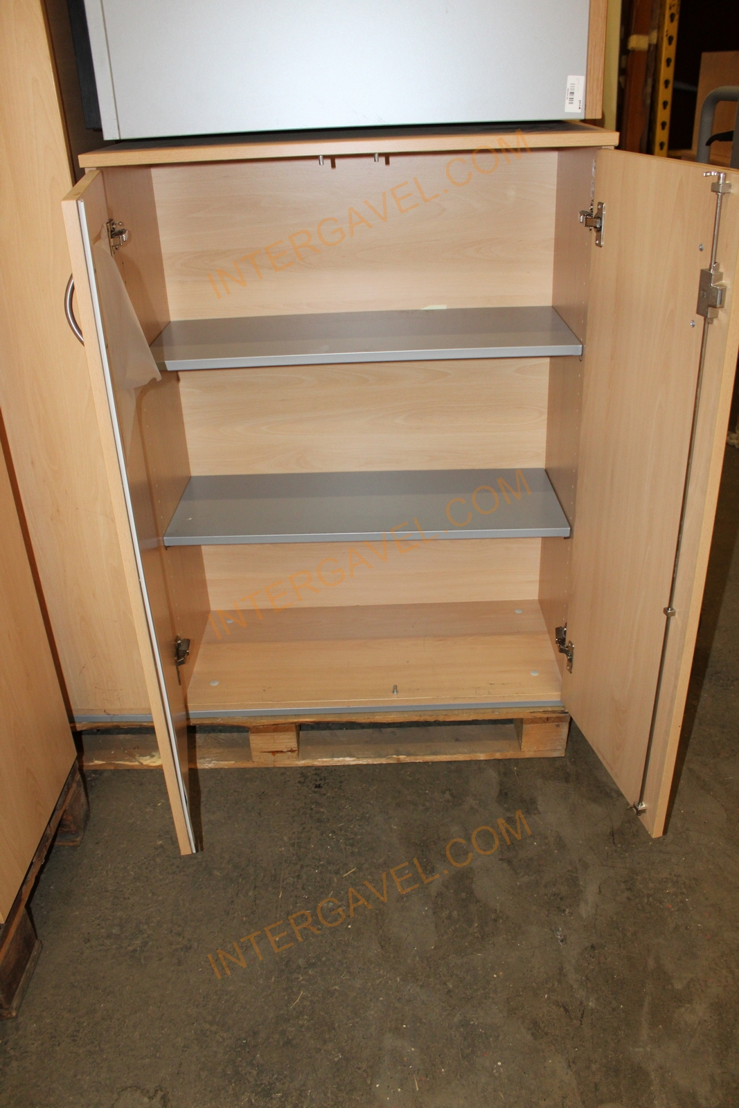 Polcos szekrény (bükk-3 aktasoros) 2