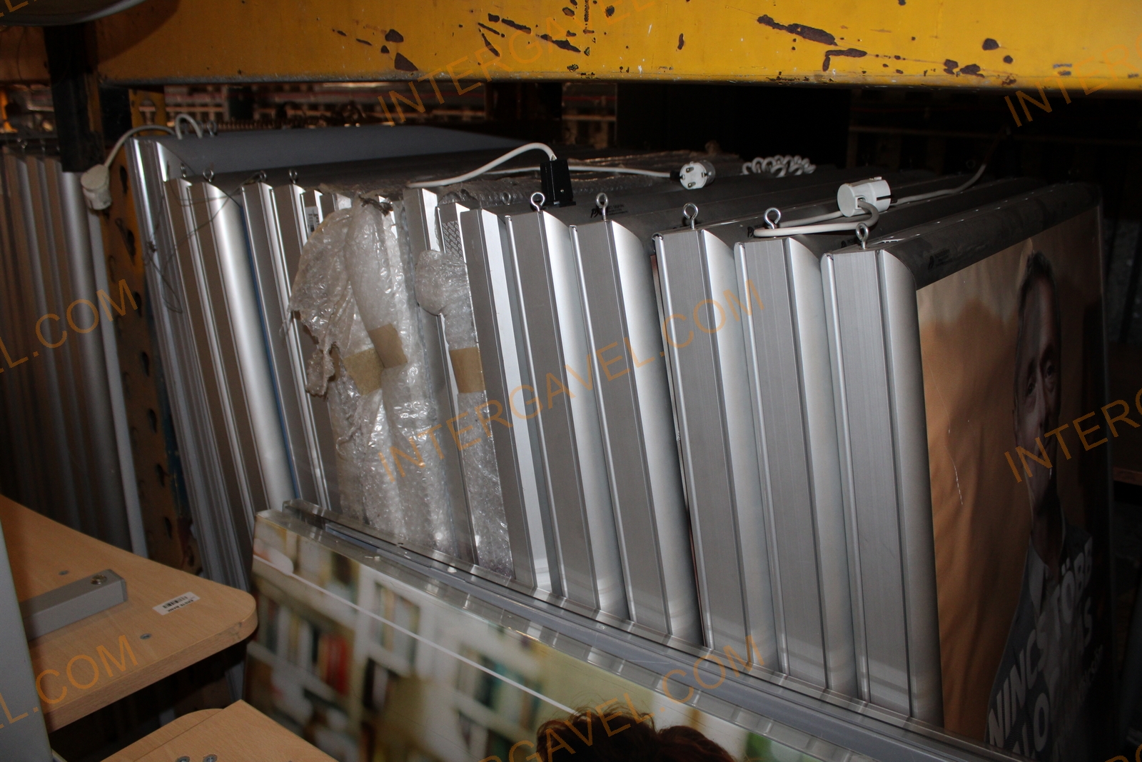 Plakáttartó (világítós) 6