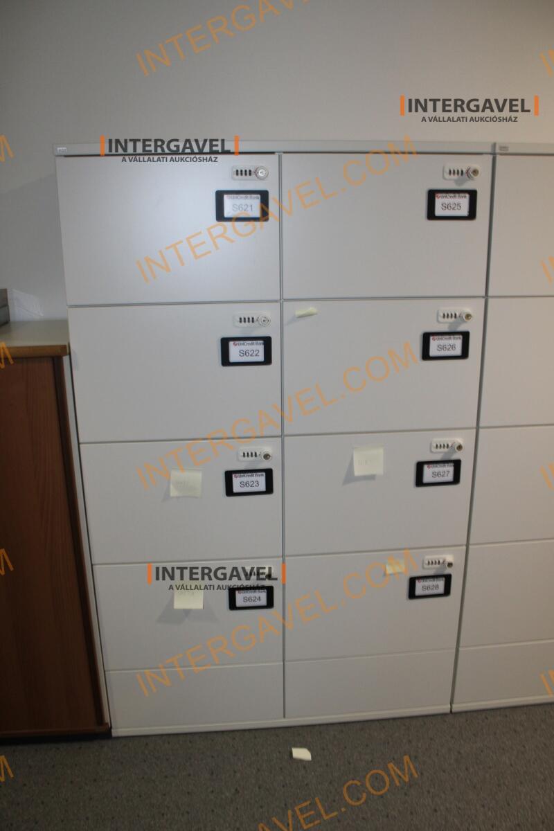 Locker szekrény 2