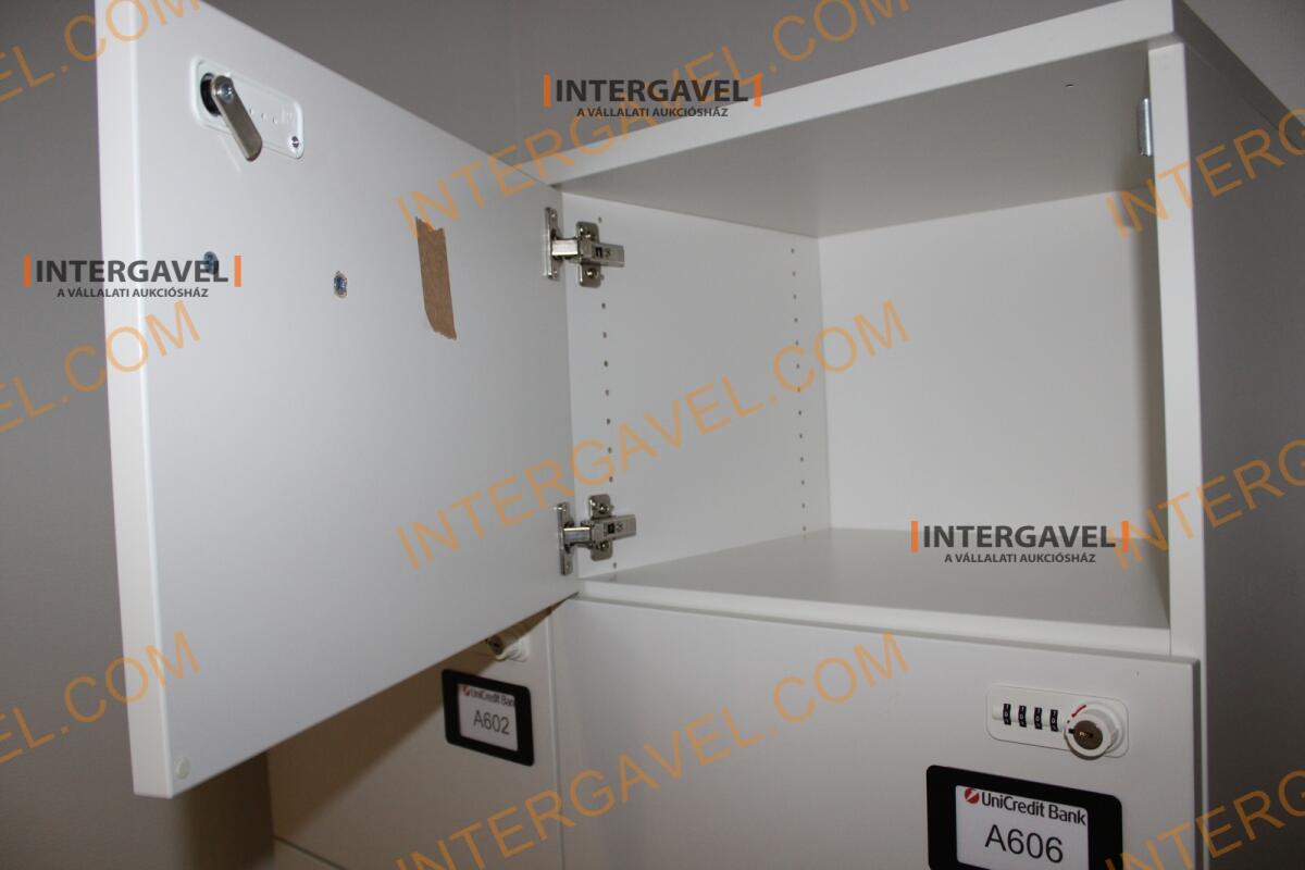 Locker szekrény 3