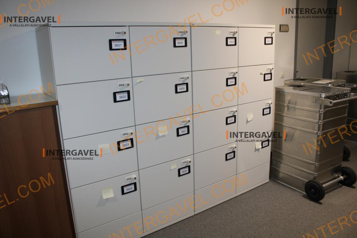 Locker szekrény