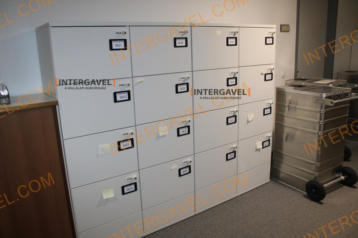 Locker szekrény