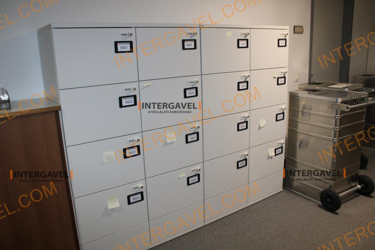 Locker szekrény