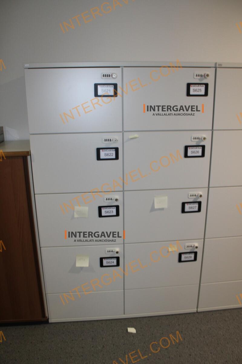 Locker szekrény 2
