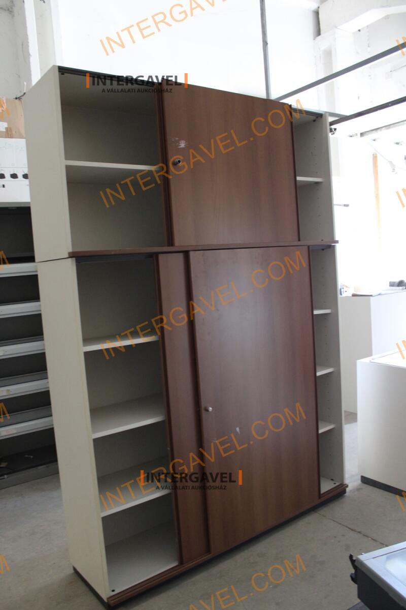 Polcos szekrény (tolóajtós-barna ) 4