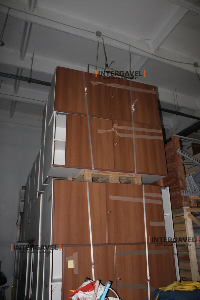 Polcos szekrény (tolóajtós-barna-750 mm magas) 3