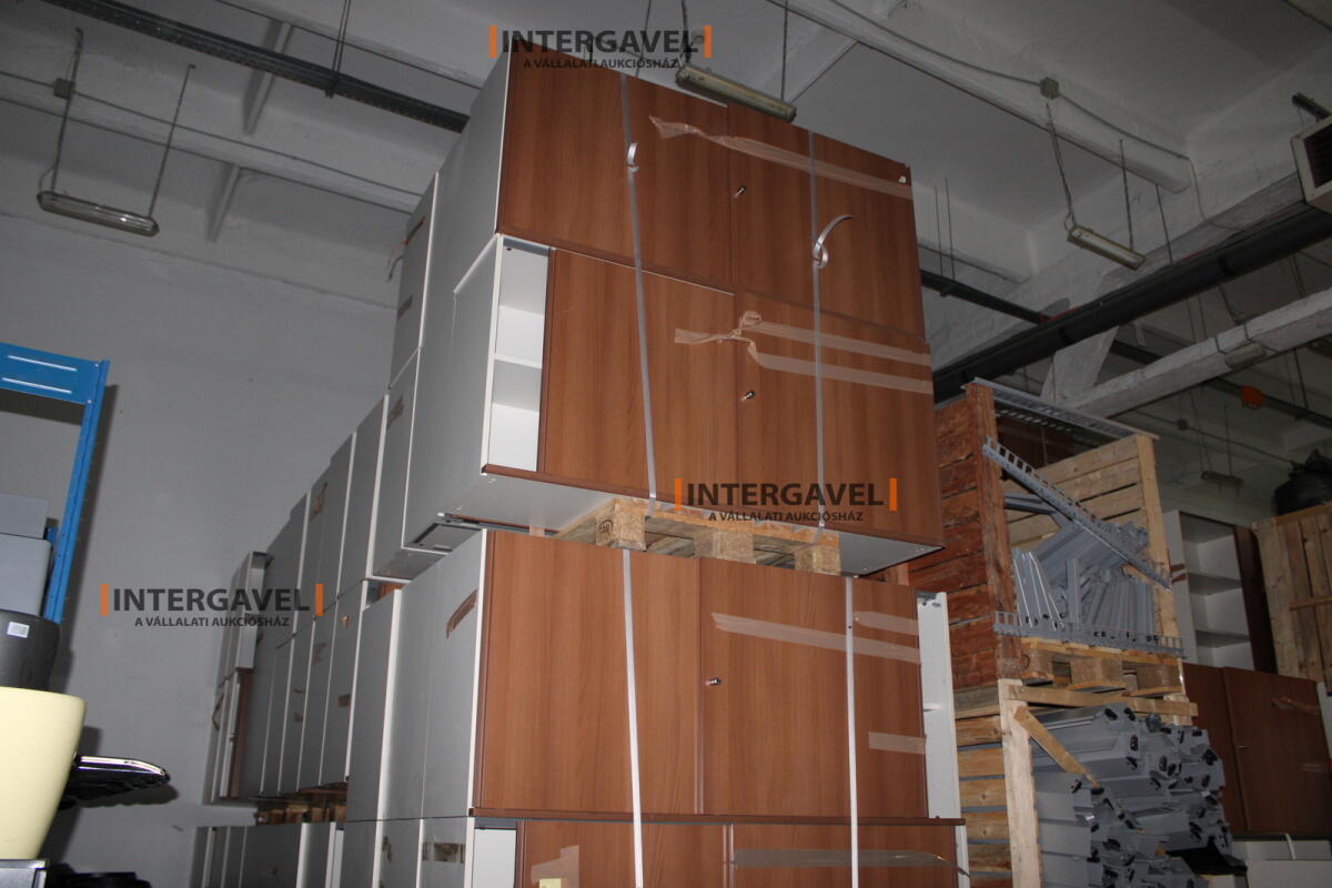 Polcos szekrény (tolóajtós-barna-750 mm magas) 2