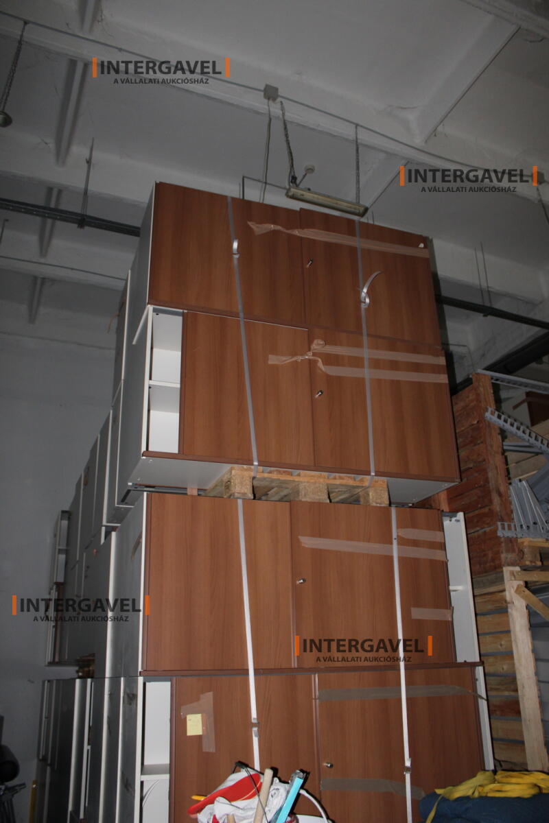 Polcos szekrény (tolóajtós-barna-750 mm magas) 3