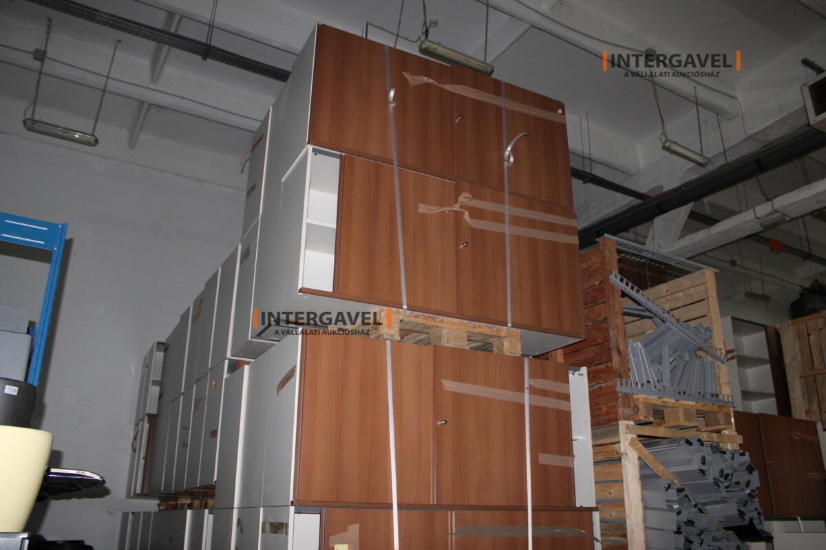 Polcos szekrény (tolóajtós-barna-750 mm magas) 2