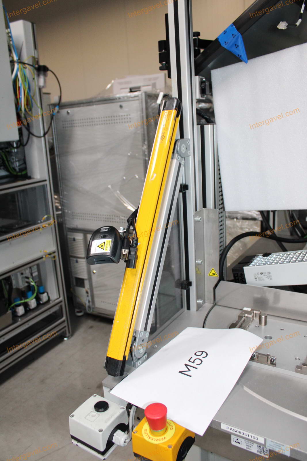 Bontott szerelő munkahely Mitsubishi RH-6FH5520-D1-S15 robottal 10