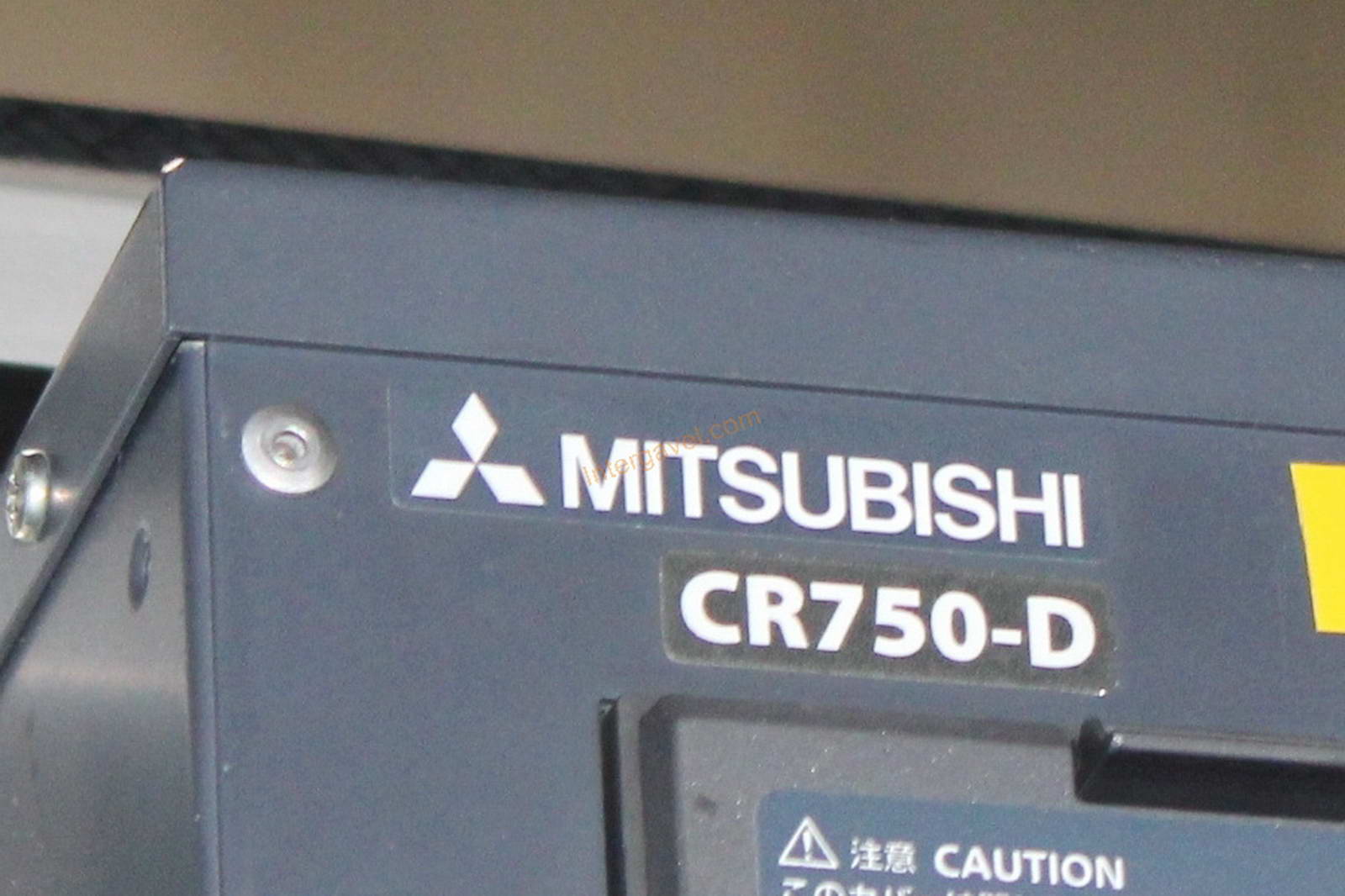 Bontott szerelő munkahely Mitsubishi RH-6FH5520-D1-S15 robottal 14