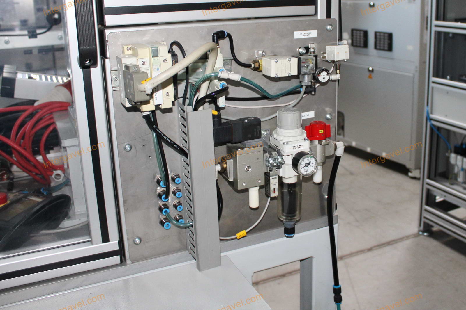 Bontott szerelő munkahely Mitsubishi RH-6FH5520-D1-S15 robottal 17