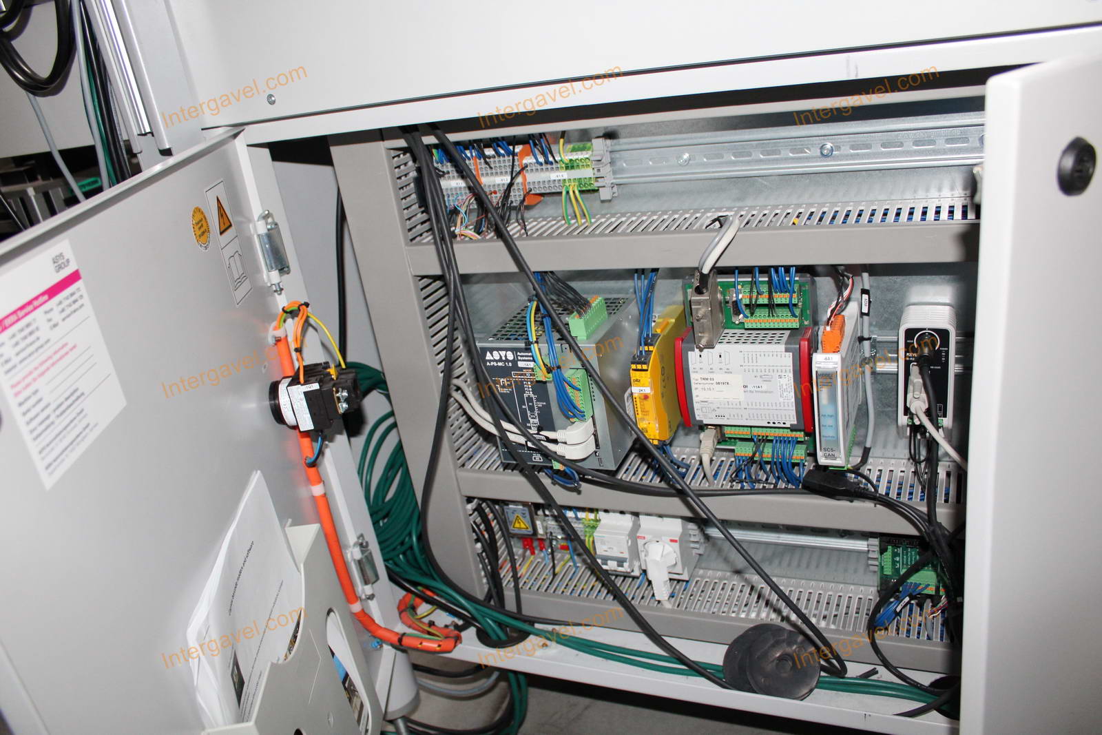 Bontott szerelő munkahely 12