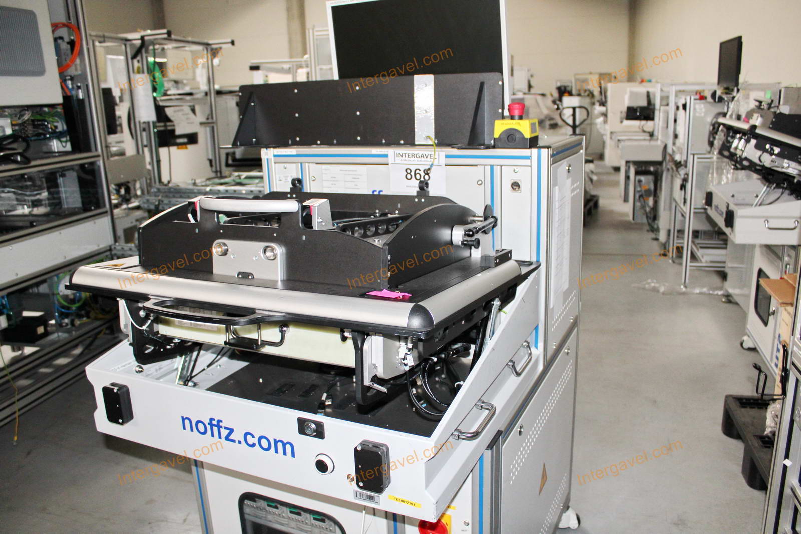 Bontott teszt szekrény 2