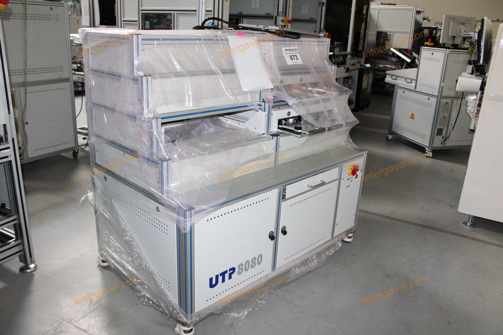 Bontott teszt szekrény 1