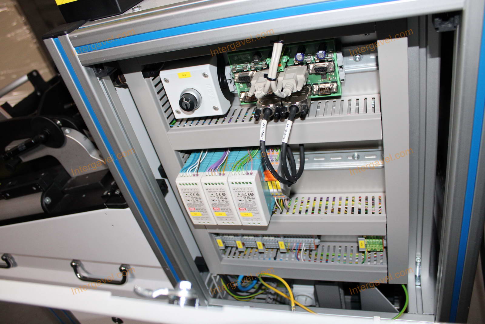 Bontott teszt szekrény 9