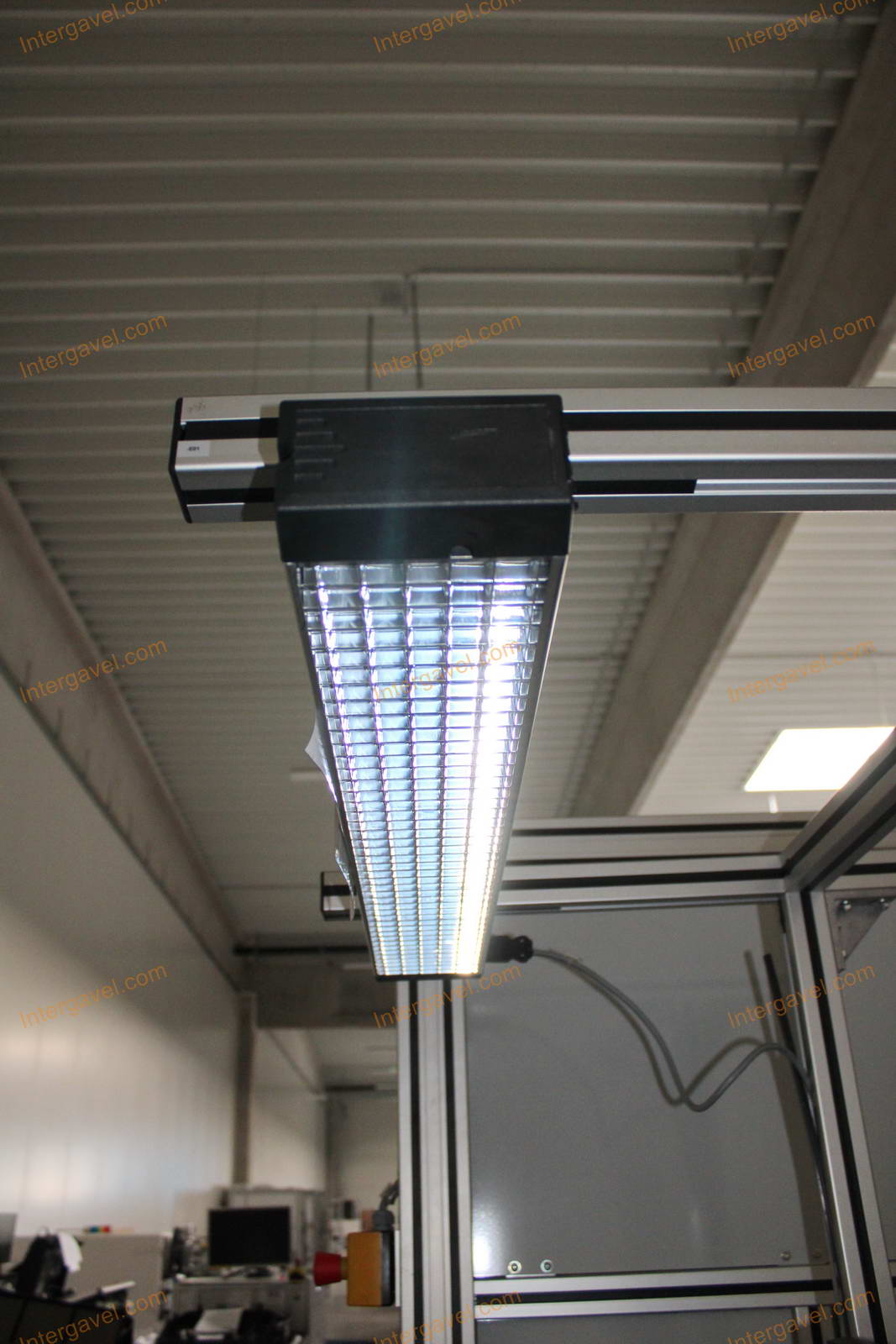 Bontott szerelő munkahely 7