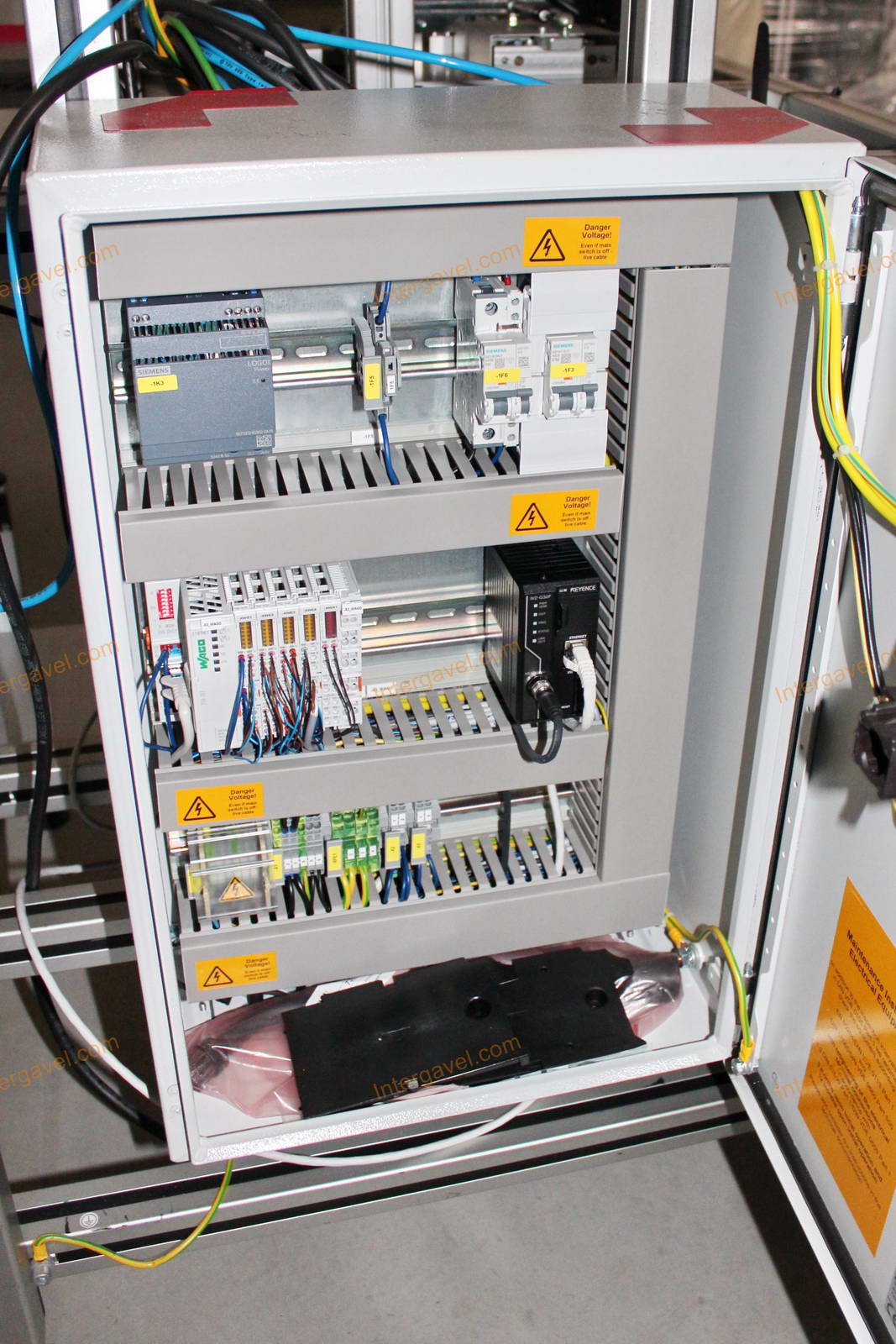 Bontott szerelő munkahely 12