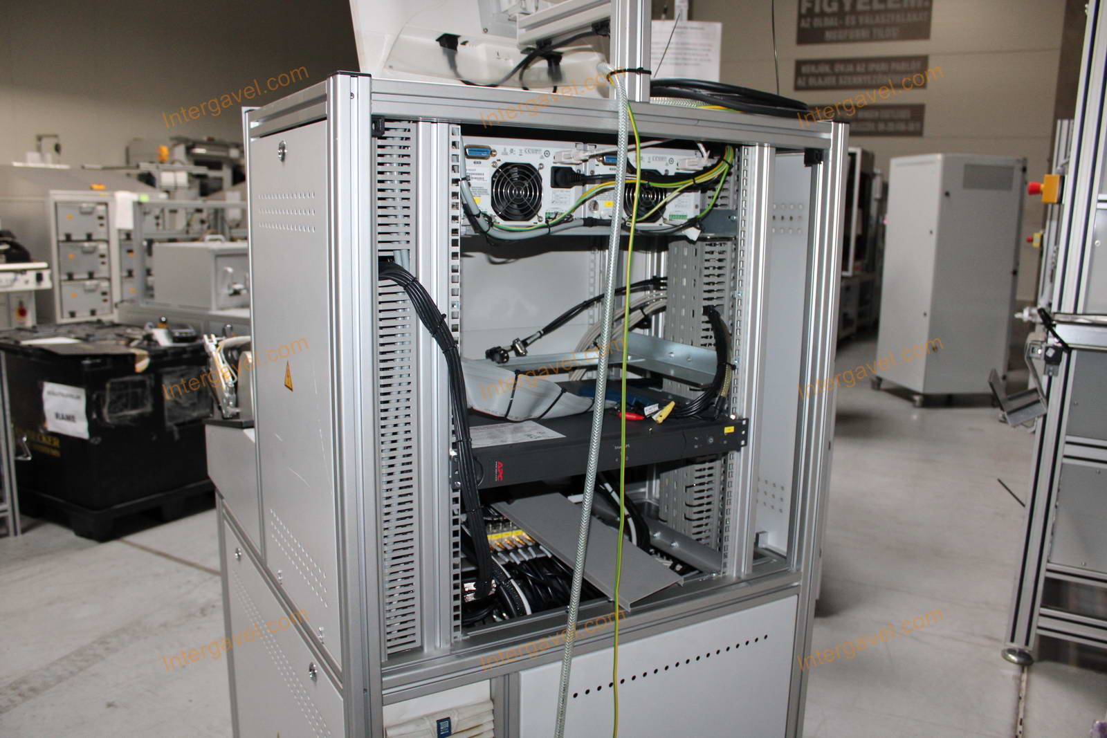 Bontott teszt szekrény 10