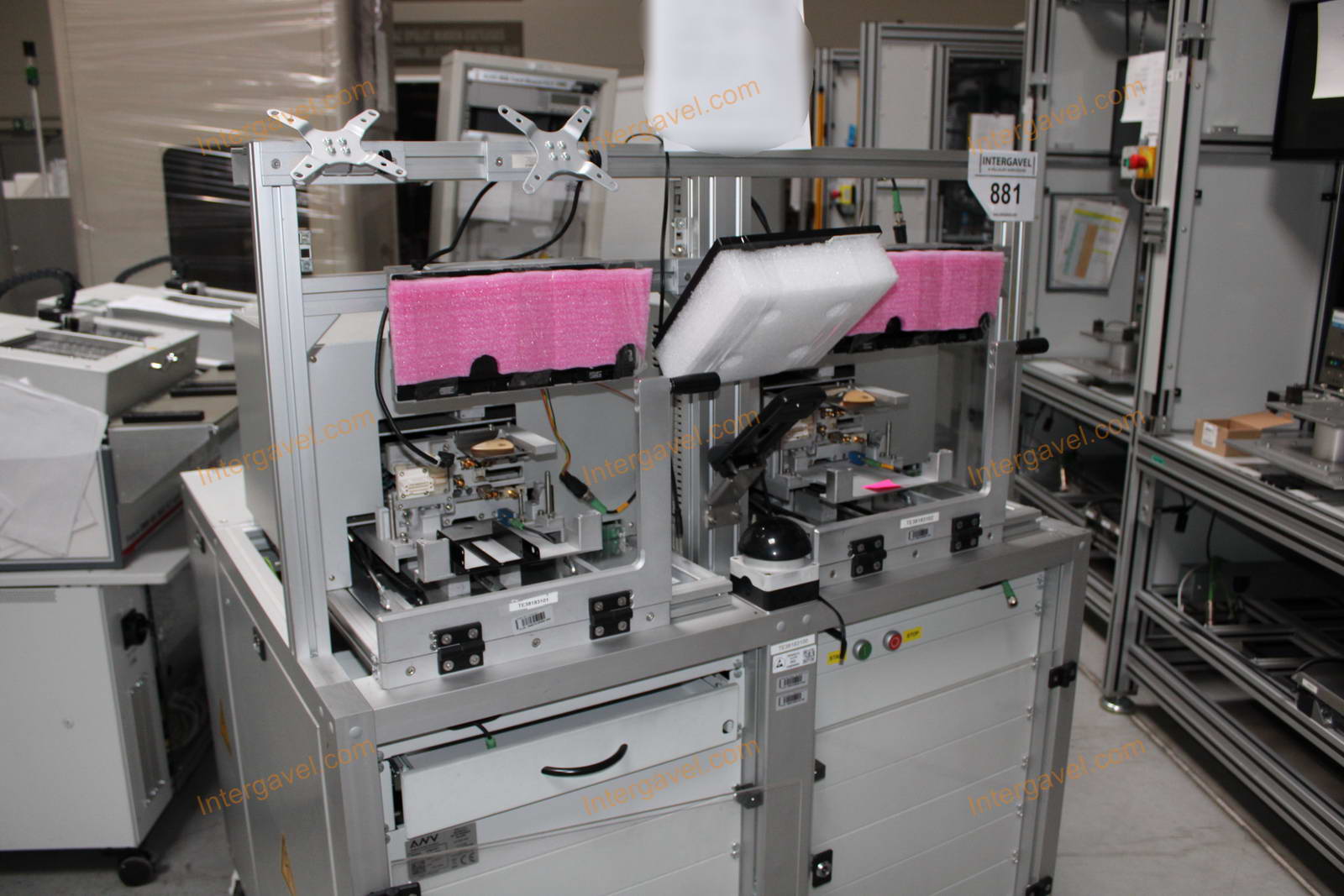 Bontott teszt munkahely 3