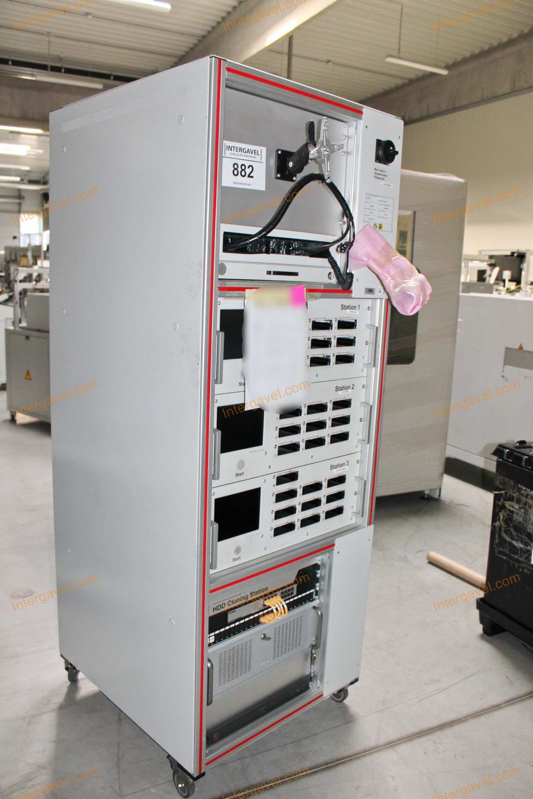 Bontott teszt szekrény 1