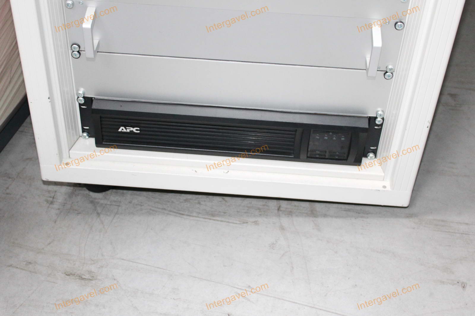 Bontott teszt szekrény 3