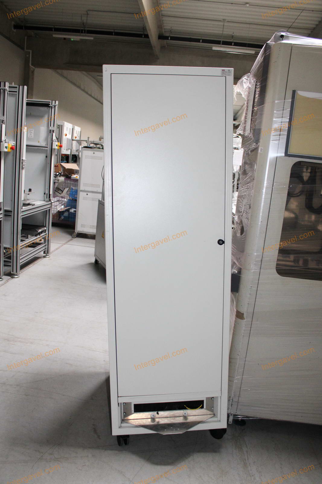 Bontott teszt szekrény 6