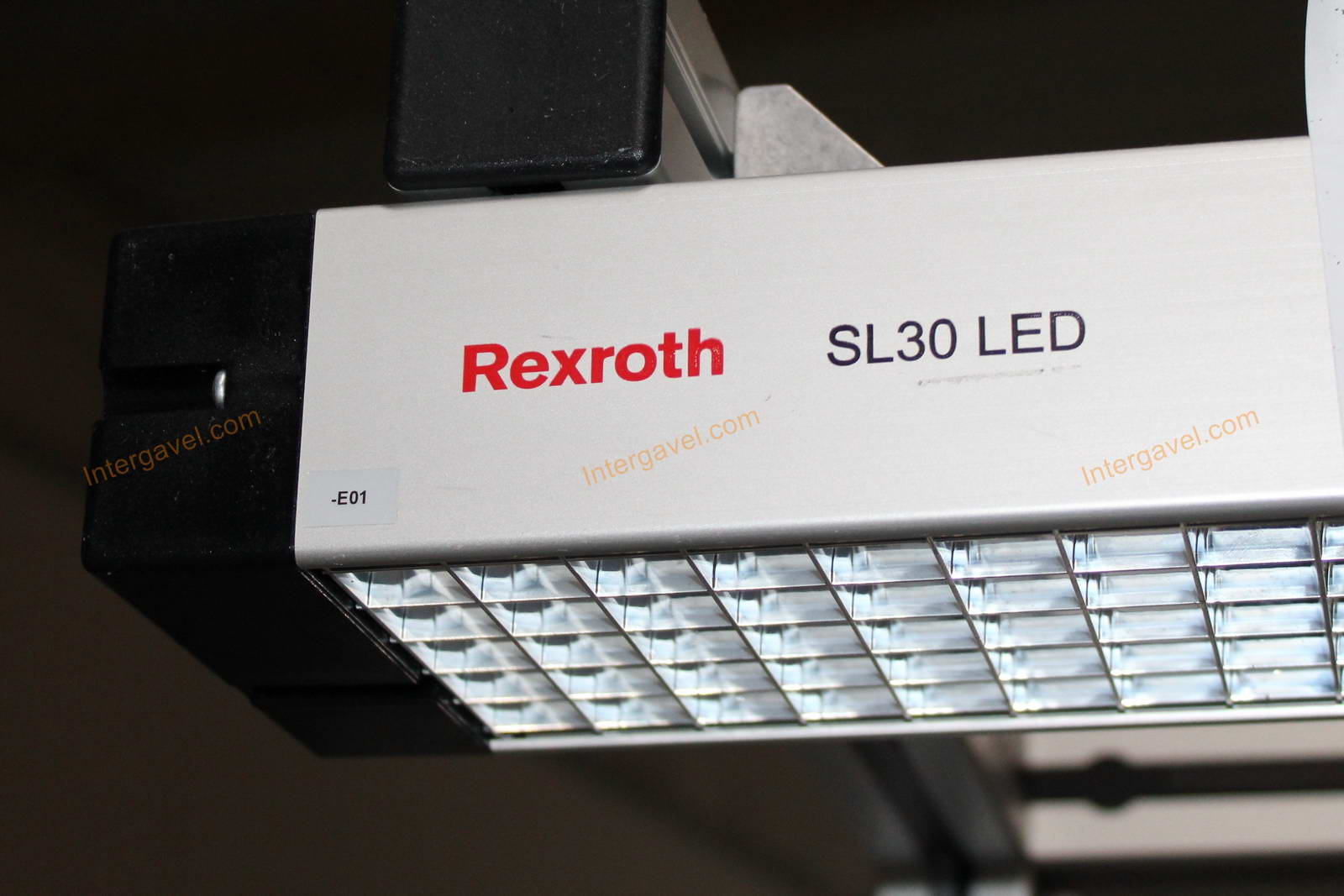 Bontott szerelő munkahely 10