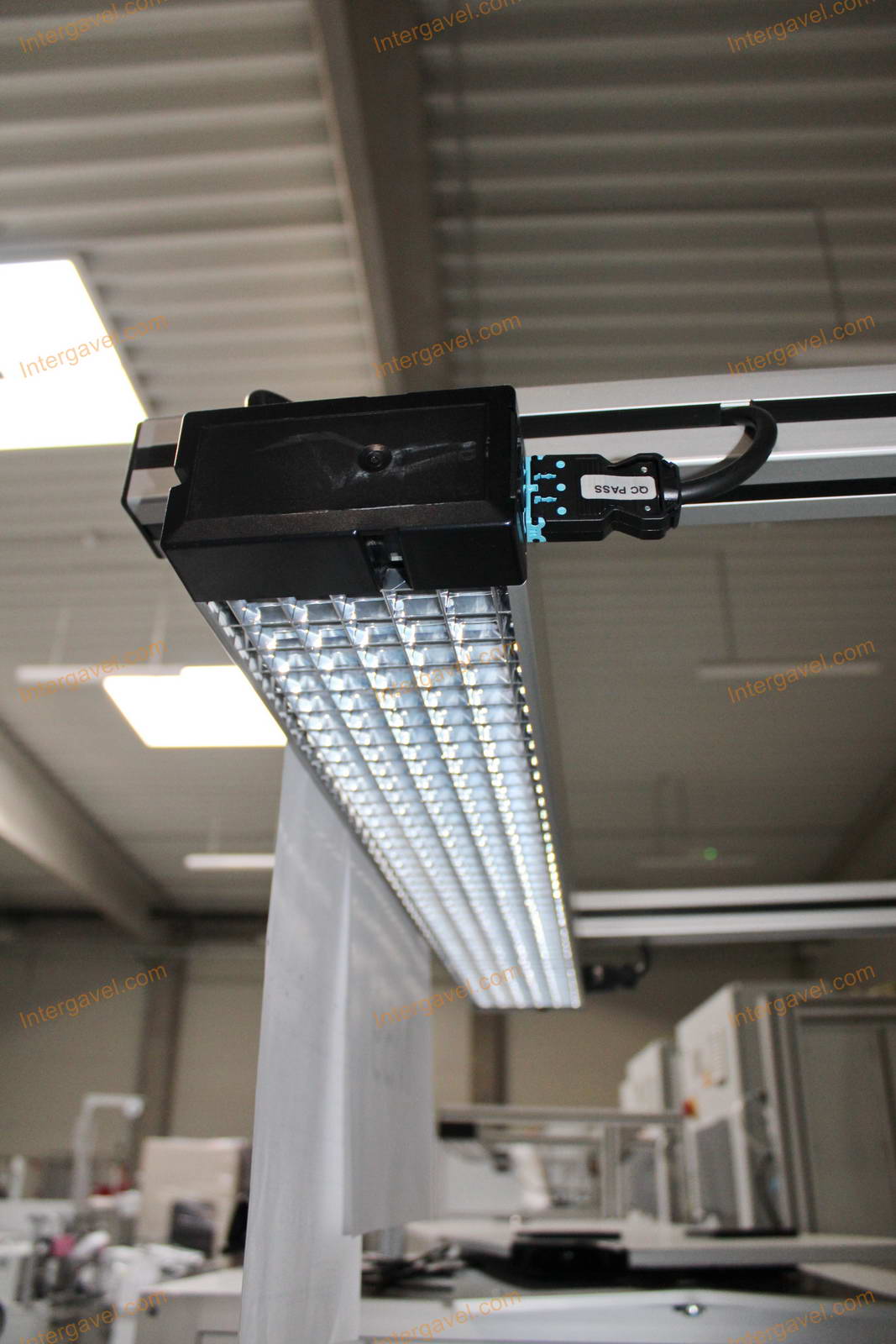 Bontott szerelő munkahely 4