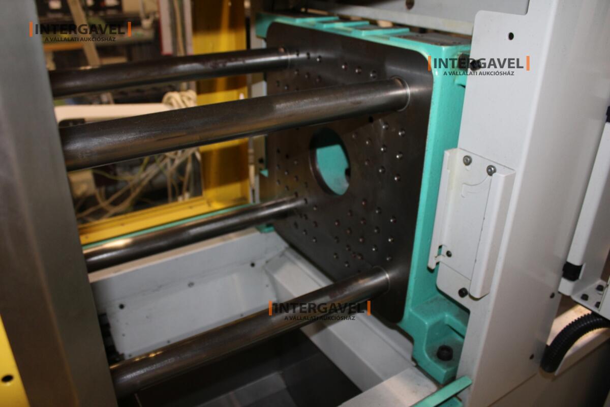 Műanyag fröccsöntőgép 13