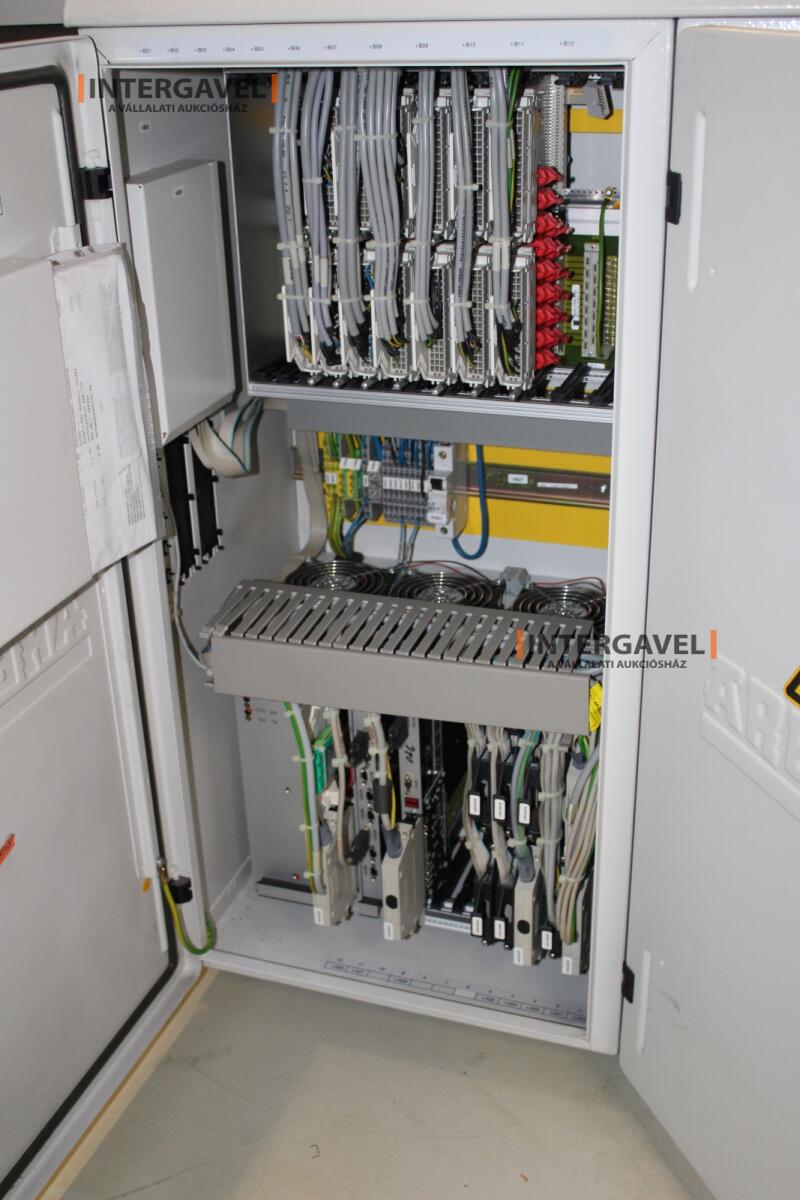 Műanyag fröccsöntőgép 14