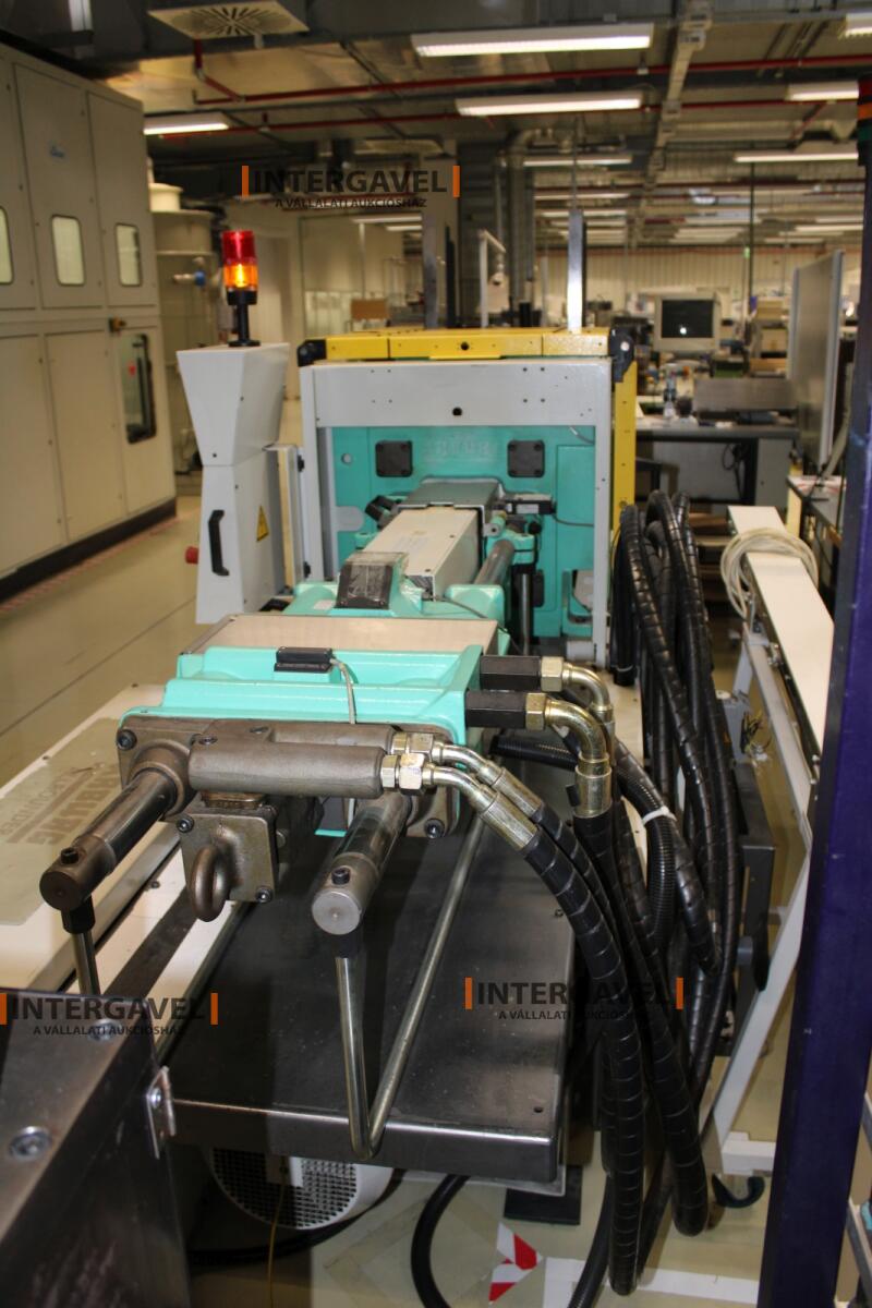 Műanyag fröccsöntőgép 17