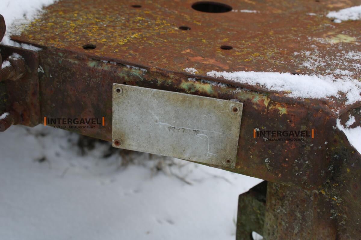 Vontatott 1000 l tartály 7