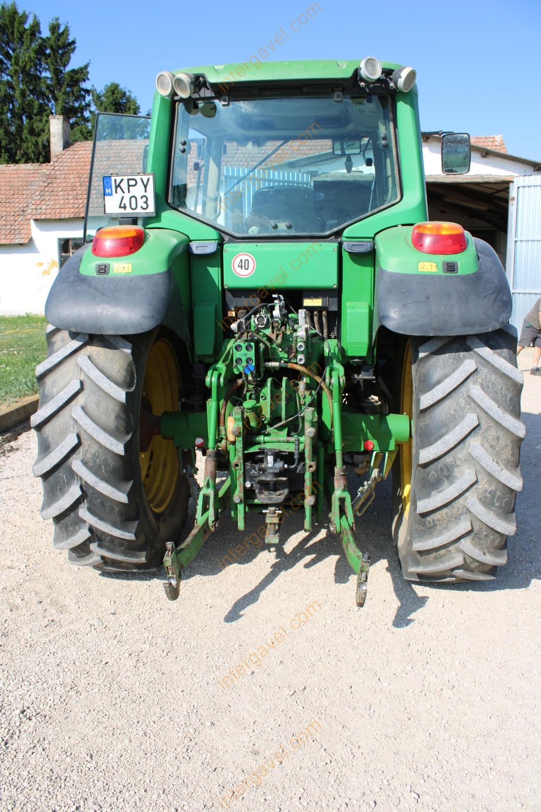 Traktor - JD 16