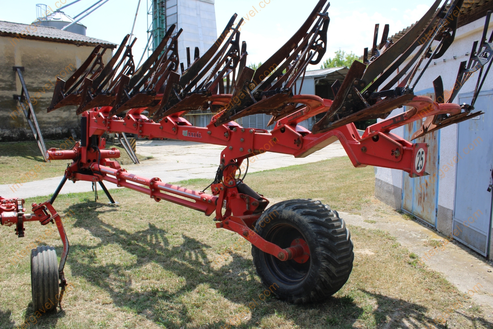 Eke - Gregoire Besson 3