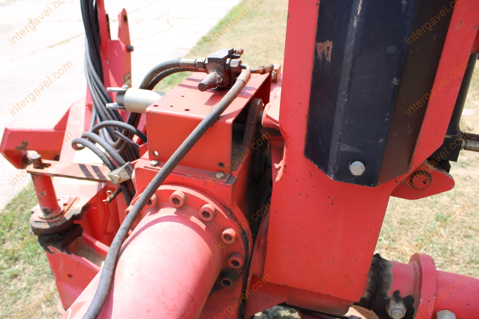 Eke - Gregoire Besson 10