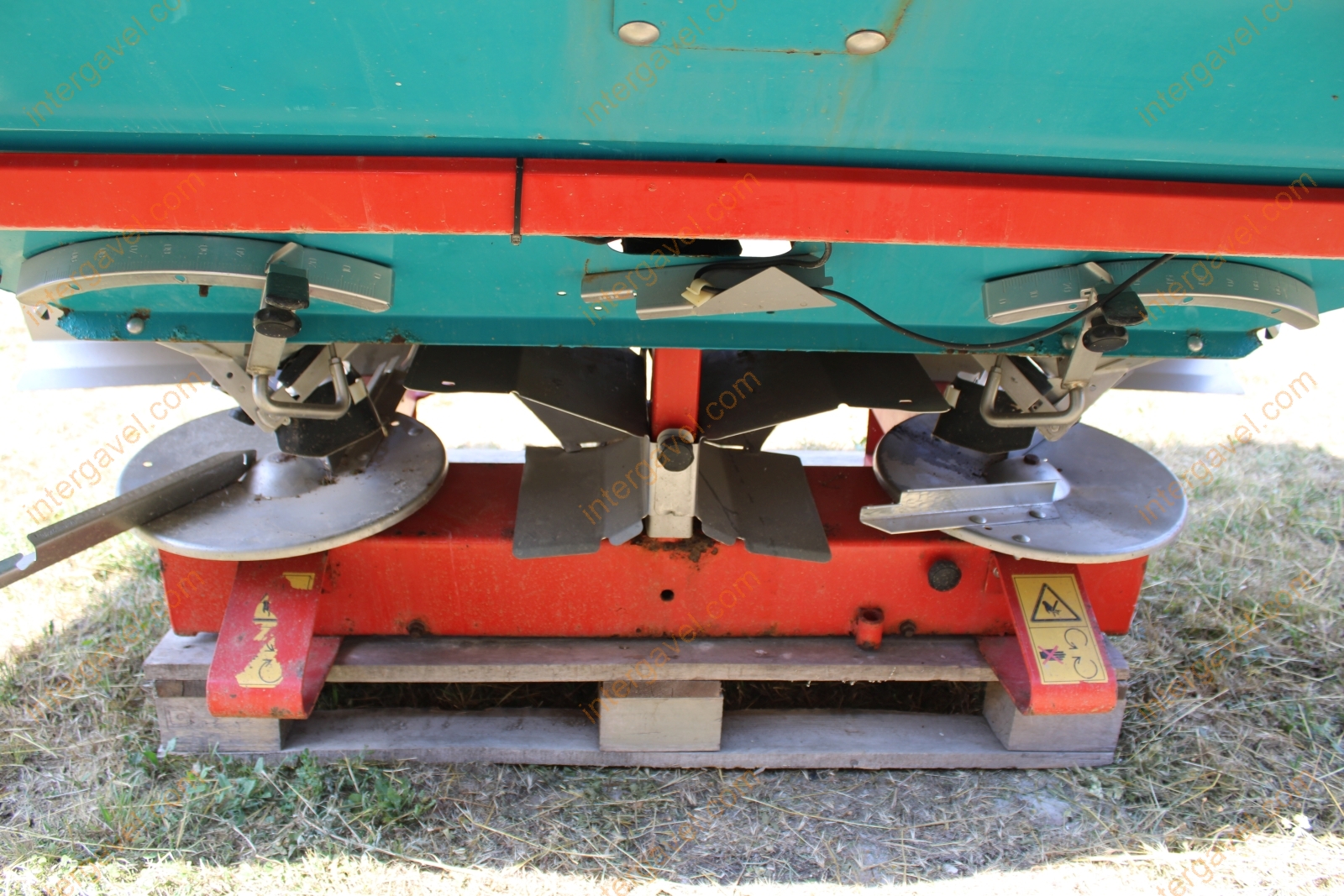 Műtrágyaszóró - Sulky 17