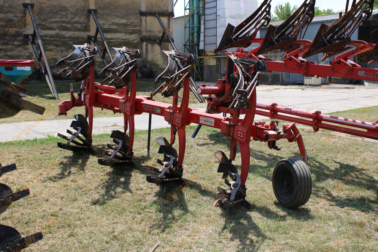 Eke - Gregoire Besson 2